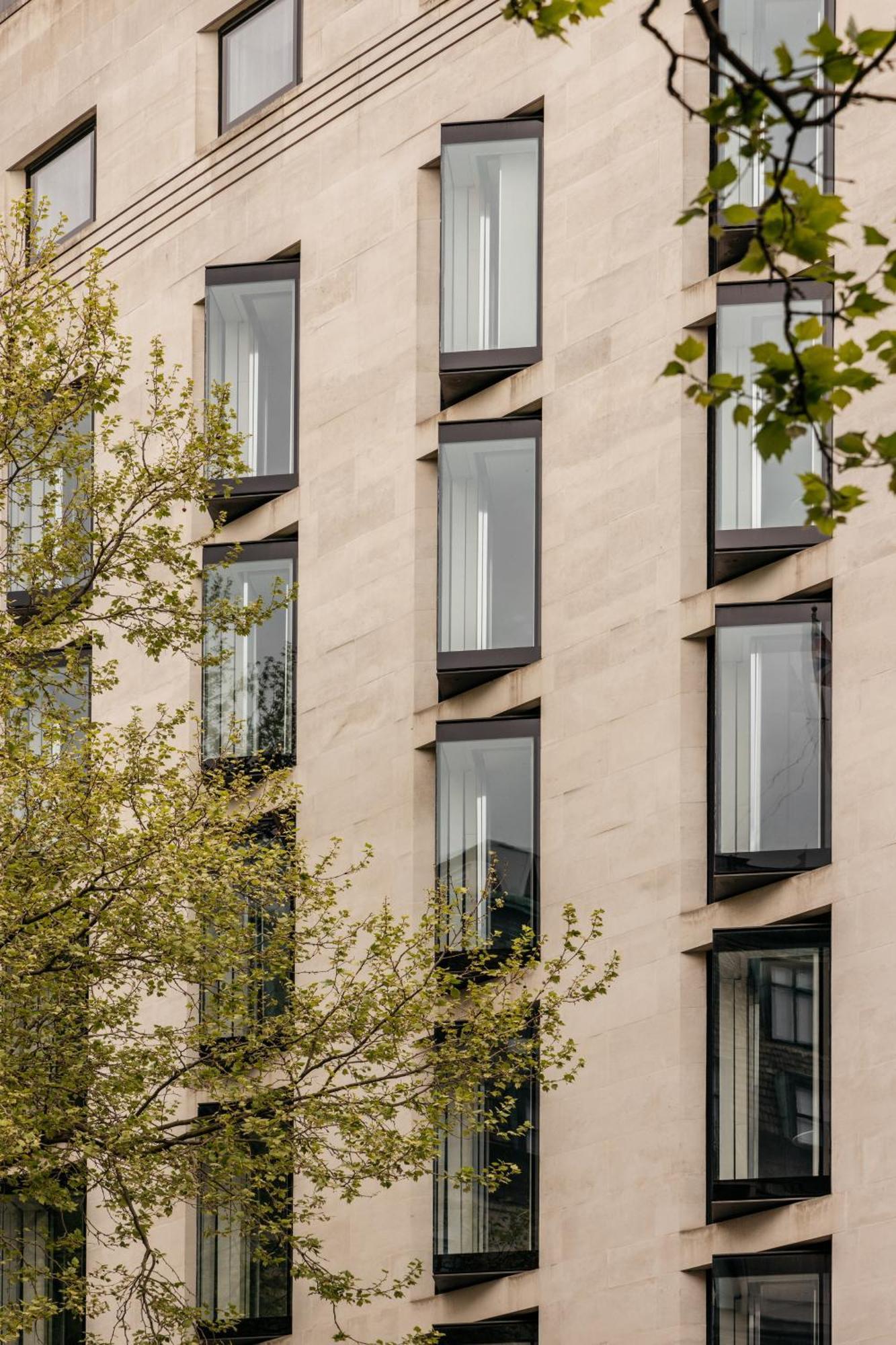 Me By Melia - Covent Garden 5* Лондон